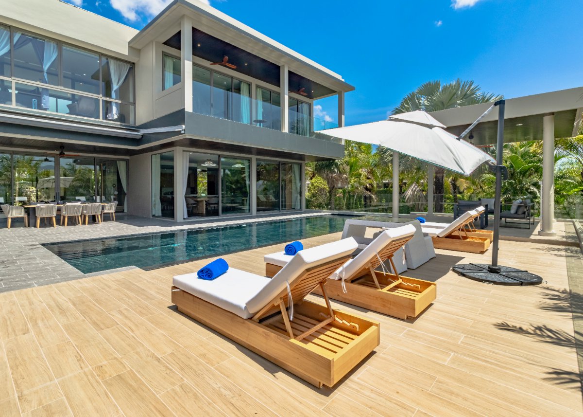Villa Lion's infinity pool and tropical terrace in Layan, Phuket